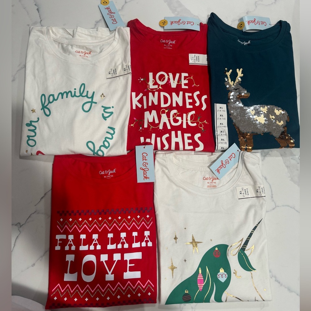 Cat & Jack Christmas Girls Long Sleeve Shirts